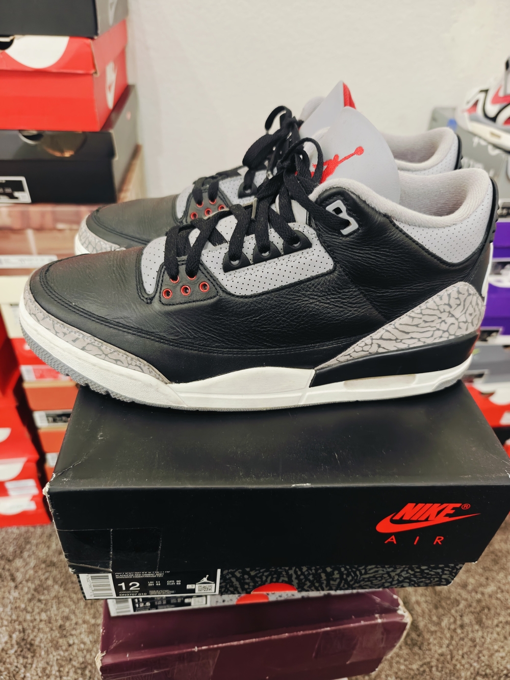 Jordan 3 Retro - Black/Gray/Red Men’s Sneakers "2024 " Sz 12